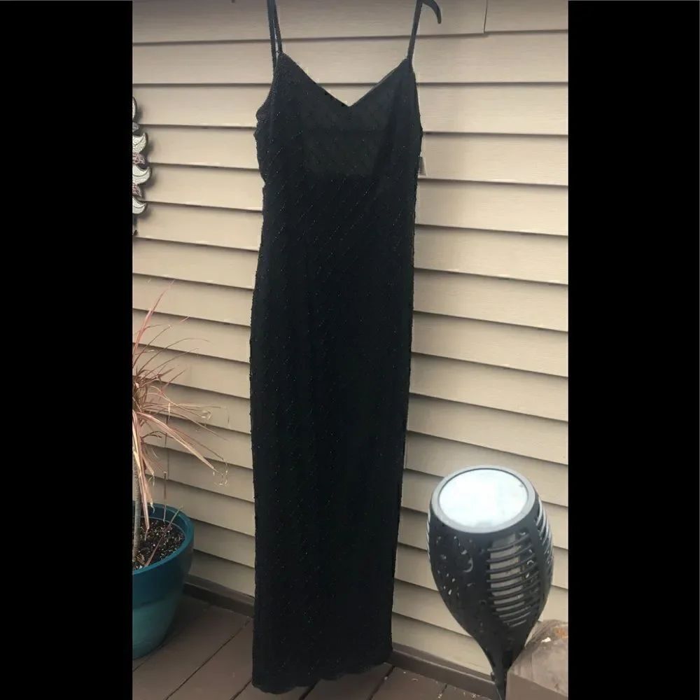 🔥STUNNING HAND BEADED STENAY NEW YORK GOWN from SAKS High slit in back